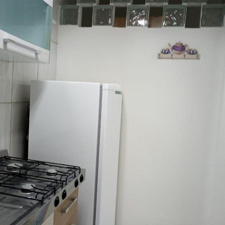 Apartamento Kitnet completa bem localizada c/ estacionamento Foz do Iguaçu Exterior foto